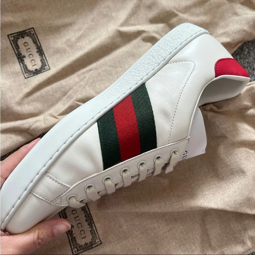 Gucci Men's White Leather Sneakers with Blue Bee Embroidery
